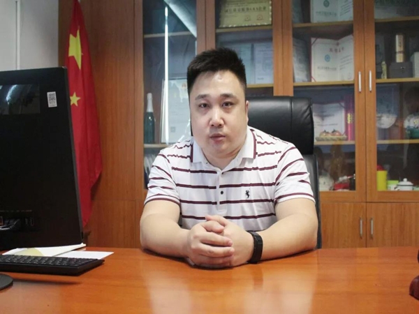 圣彼得：找准方向，做共阴节能屏领域的“先行探索者”